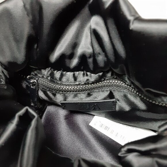 ZARA SATIN EFFECT MINI BUCKET BAG IN BLACK W/ CROSSBODY CHAIN STRAP NEW WITH TAG - Picture 9 of 10